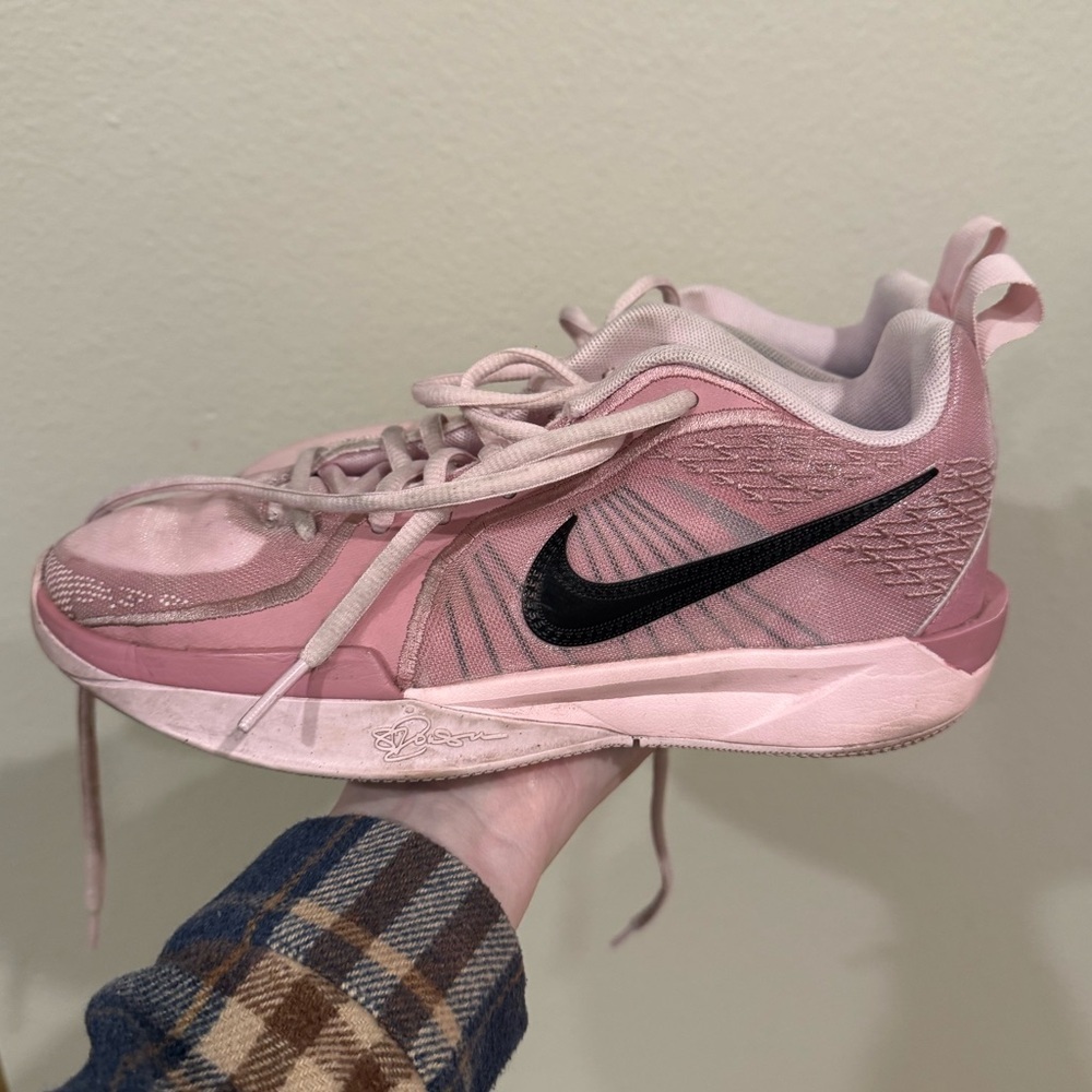 Nike Pink Women's Athletic Sneakers with Black Swoosh 5Y - Picture 1 of 6